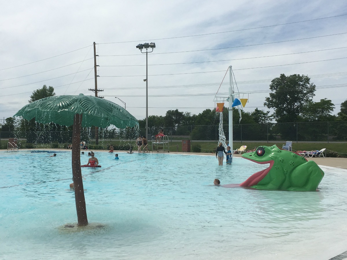 Rantoul’s Hap Parker Family Aquatic Center Offering More Family Nights with Free Admission for Children